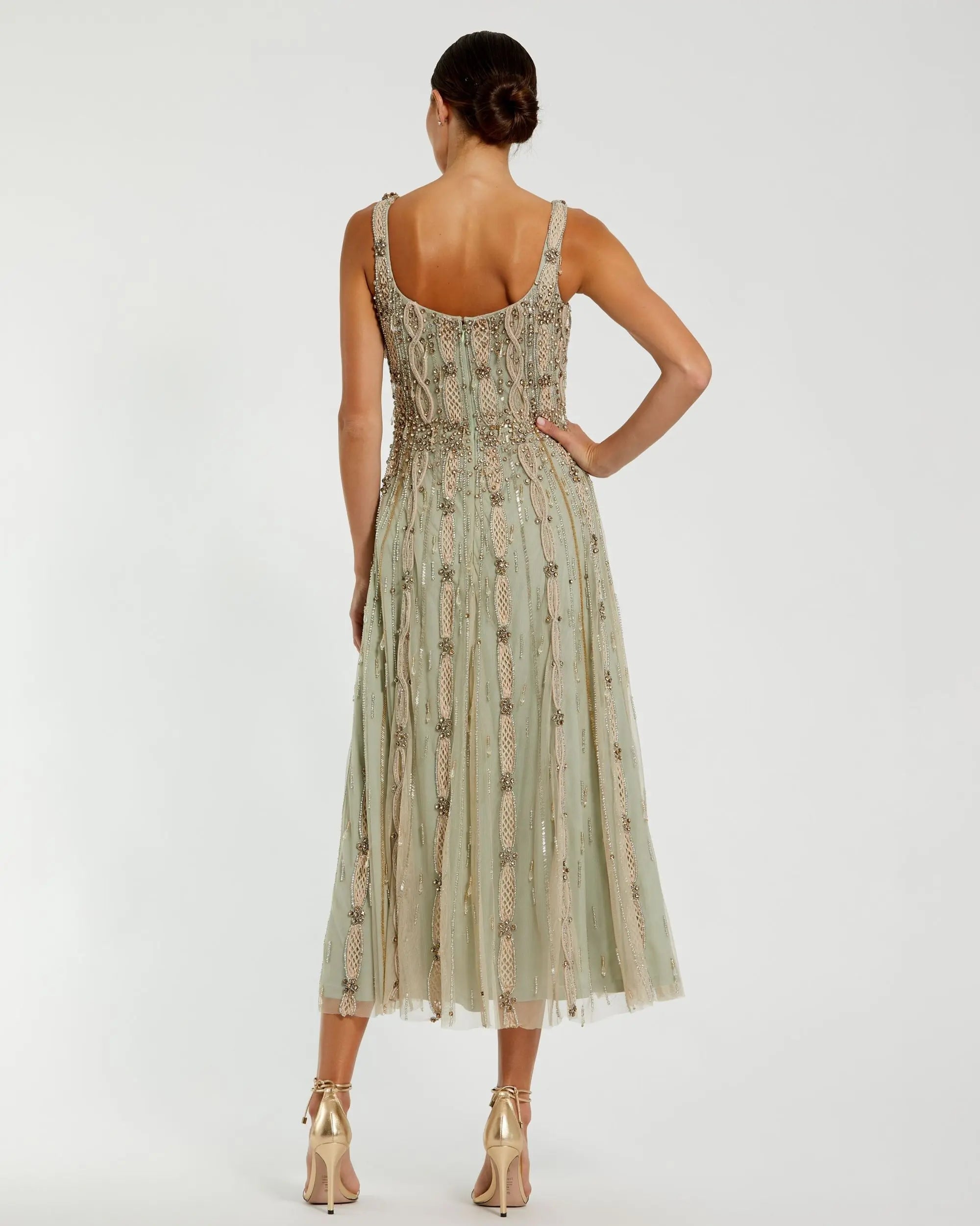 Petite Green Sleeveless Scoop Neck Embellished Midi Dress